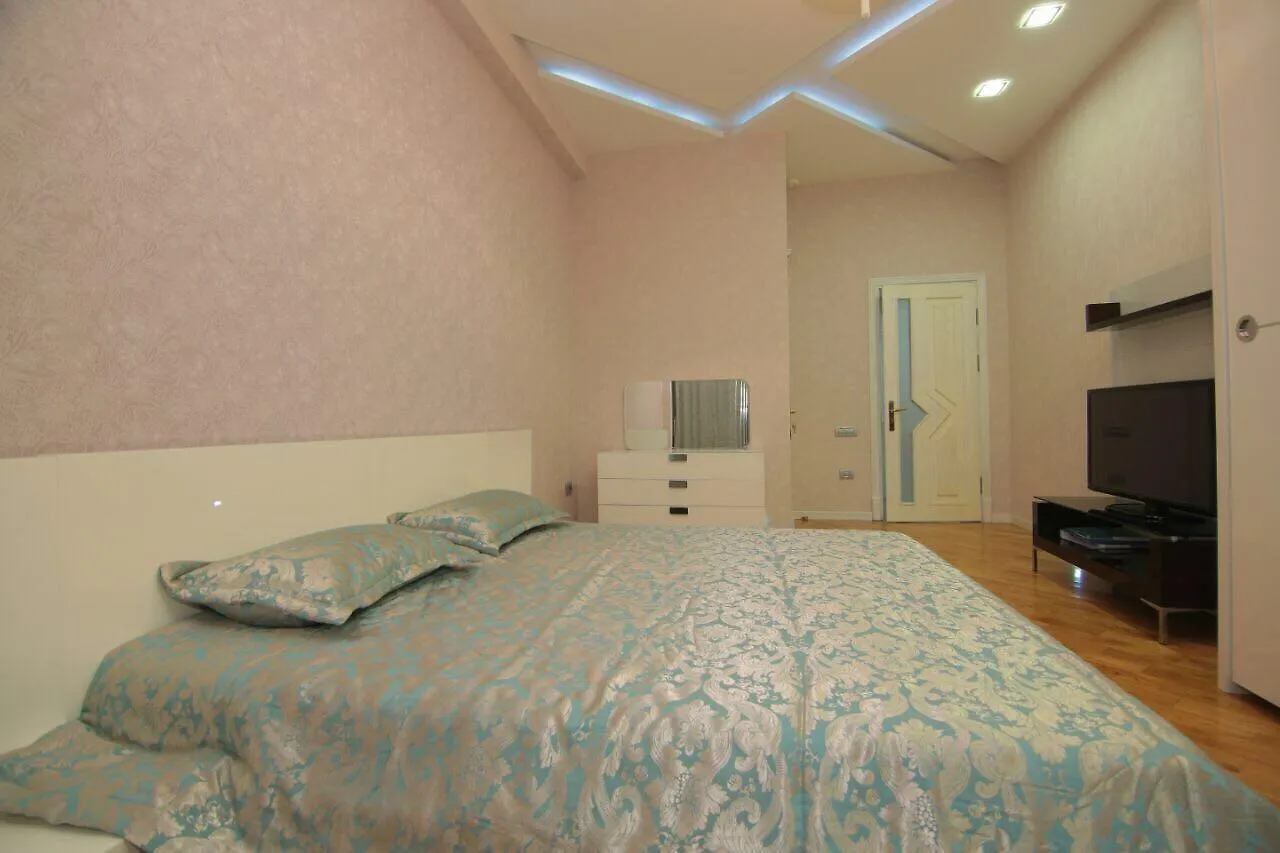 Uzeir Gadgibekova 25 Street Bulvar Baku Apartment