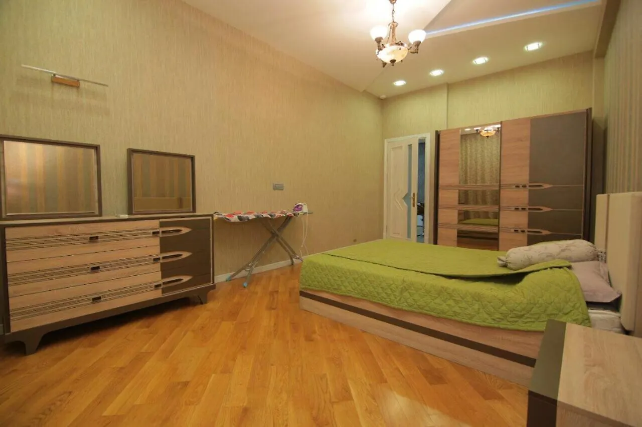 Uzeir Gadgibekova 25 Street Bulvar Baku Apartment